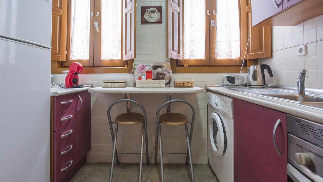 Apartamento Lorenzana By Toledo Ap Bagian luar foto