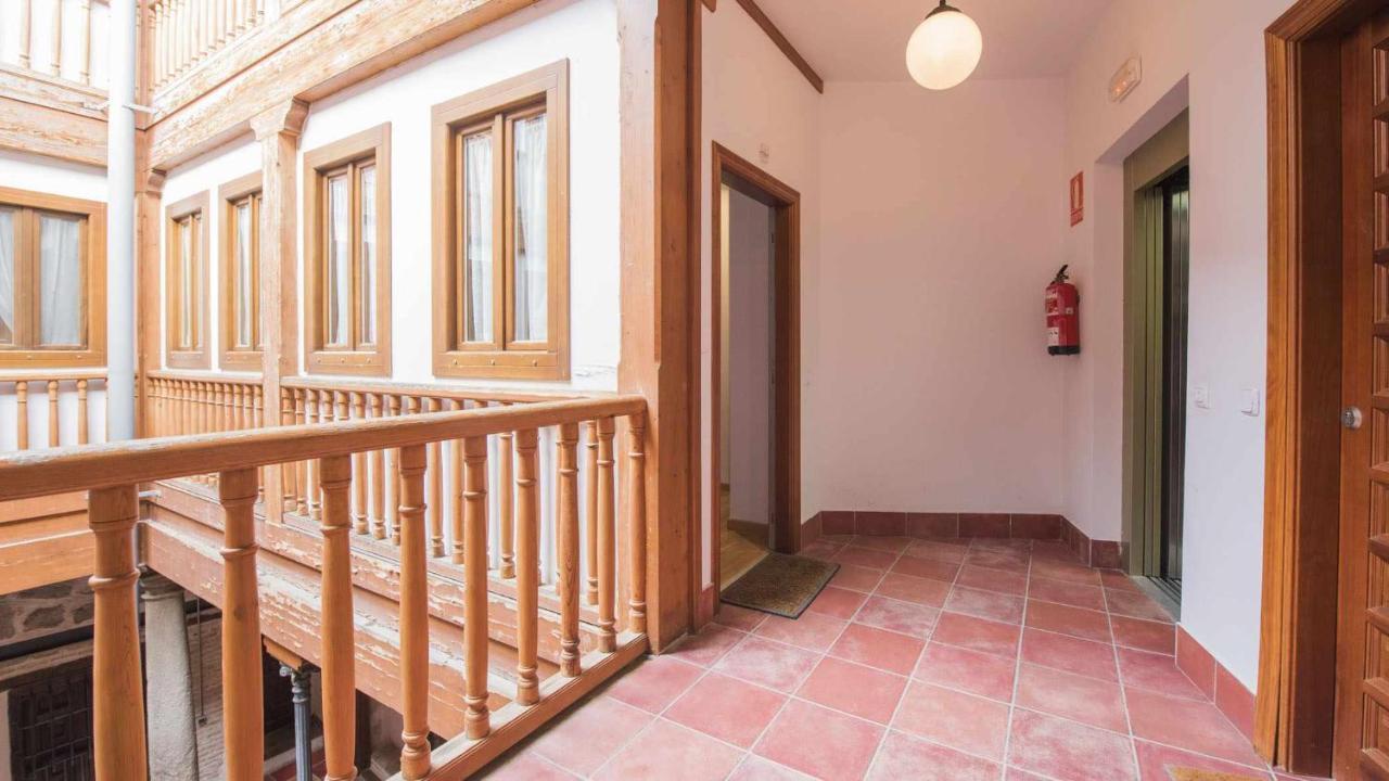 Apartamento Lorenzana By Toledo Ap Bagian luar foto