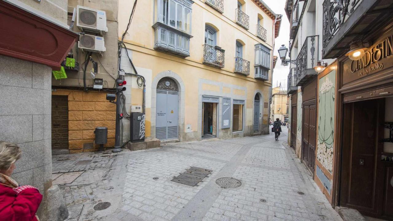 Apartamento Lorenzana By Toledo Ap Bagian luar foto